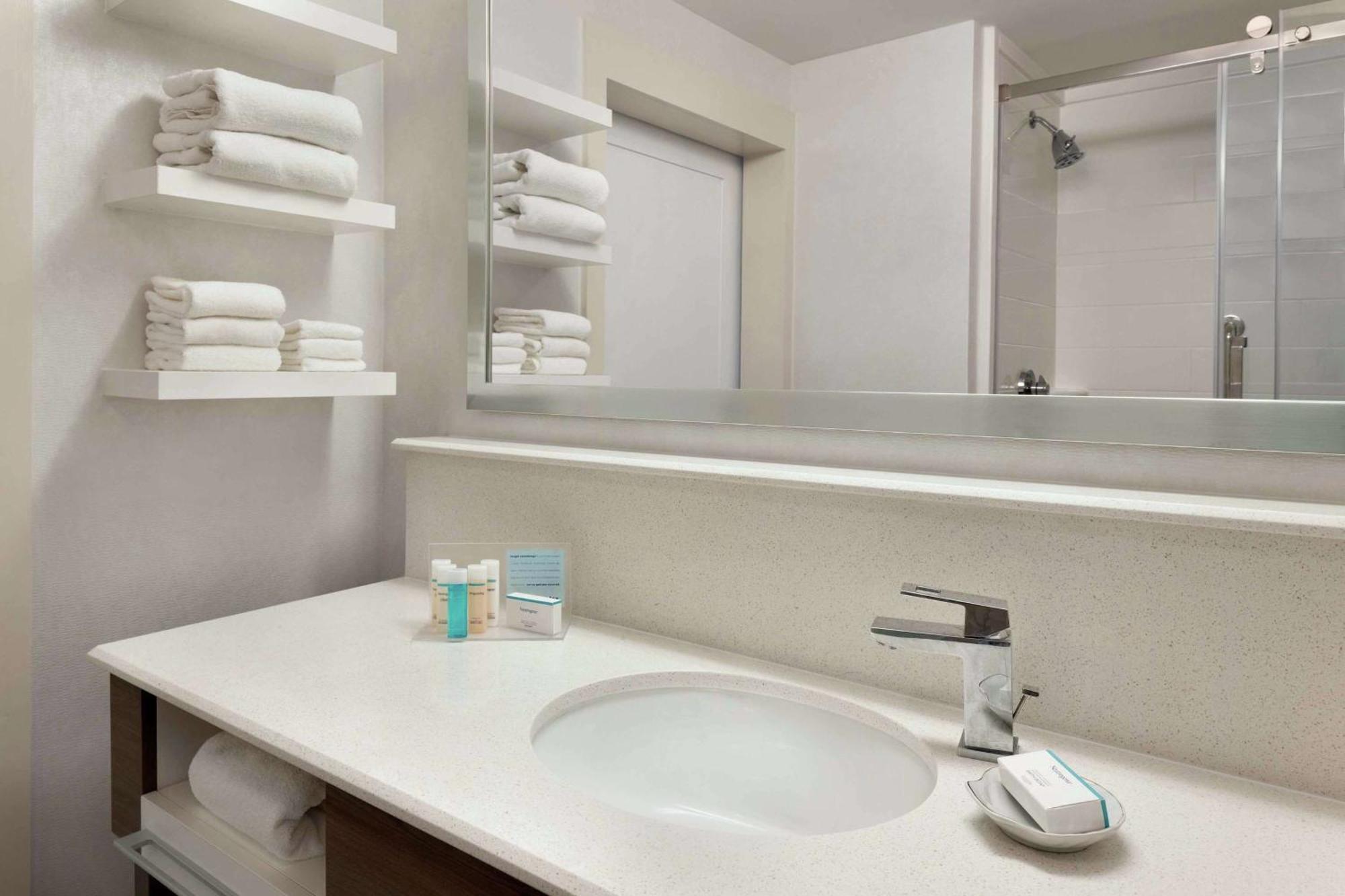 Hampton Inn Denville-Rockaway-Parsippany Exterior photo